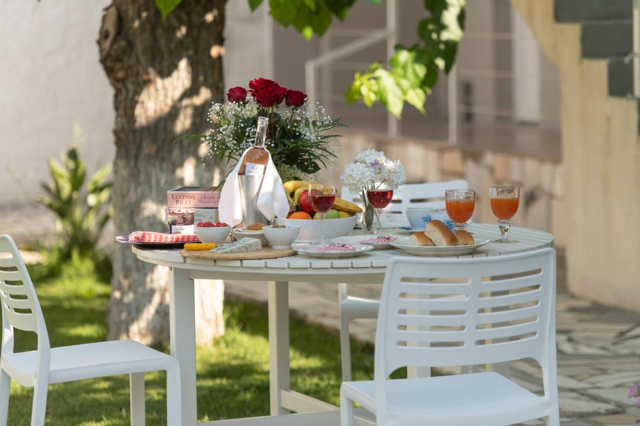 Moukas Seaside Apartments Romantico Selianítika Exterior foto