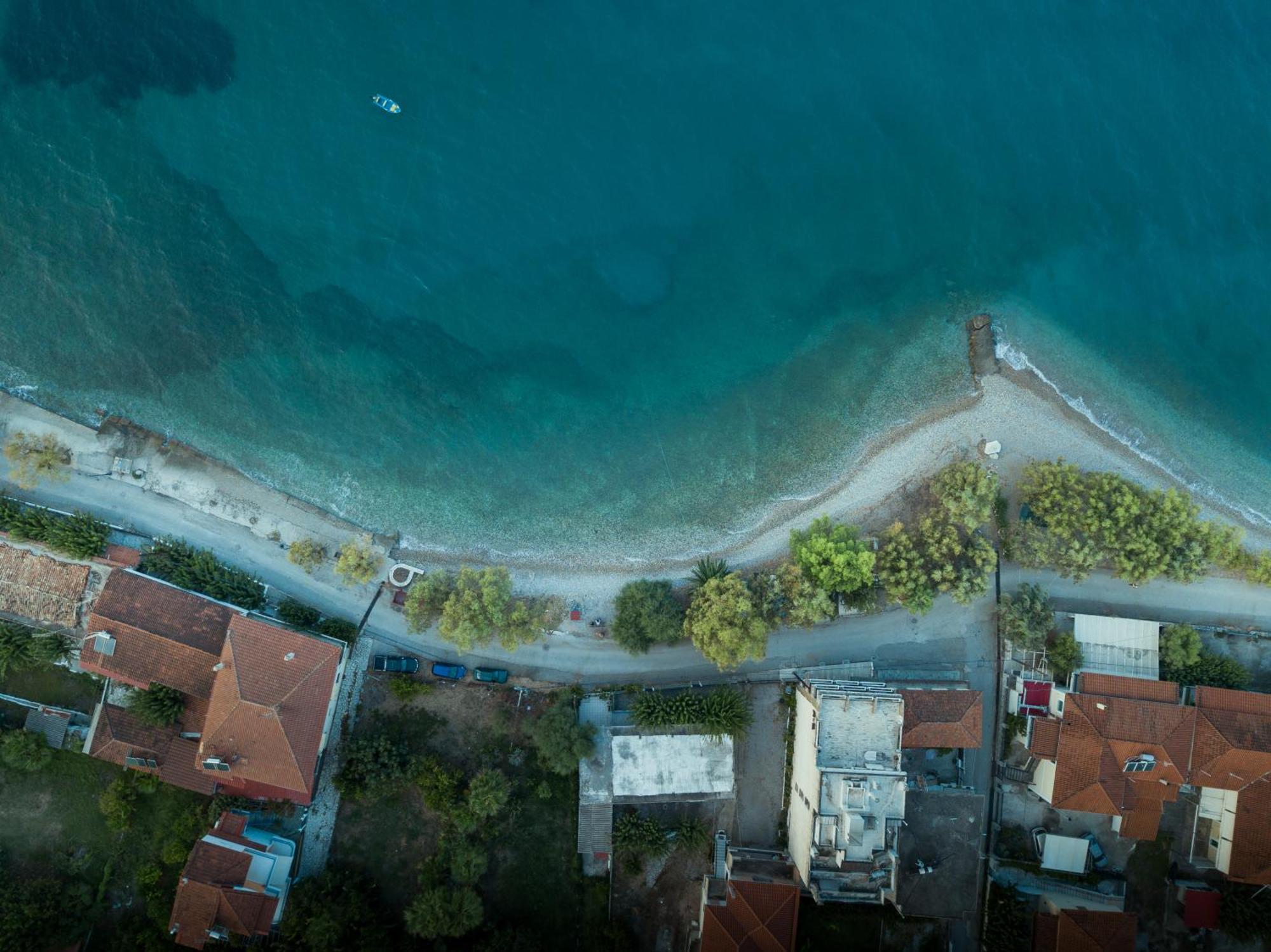 Moukas Seaside Apartments Romantico Selianítika Exterior foto